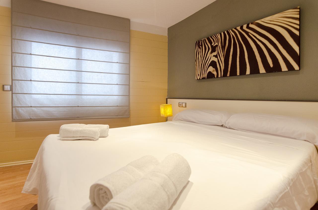Santa Clara Apartments Girona Bagian luar foto